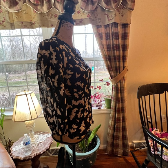 Anthropologie Maeve Navy Blouse with birds size 0 - Picture 4 of 6